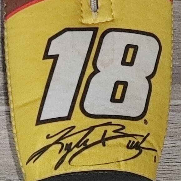 Kyle Busch #18 NASCAR Zip Up Neoprene 12oz Bottle Suit Cooler - Picture 3 of 3